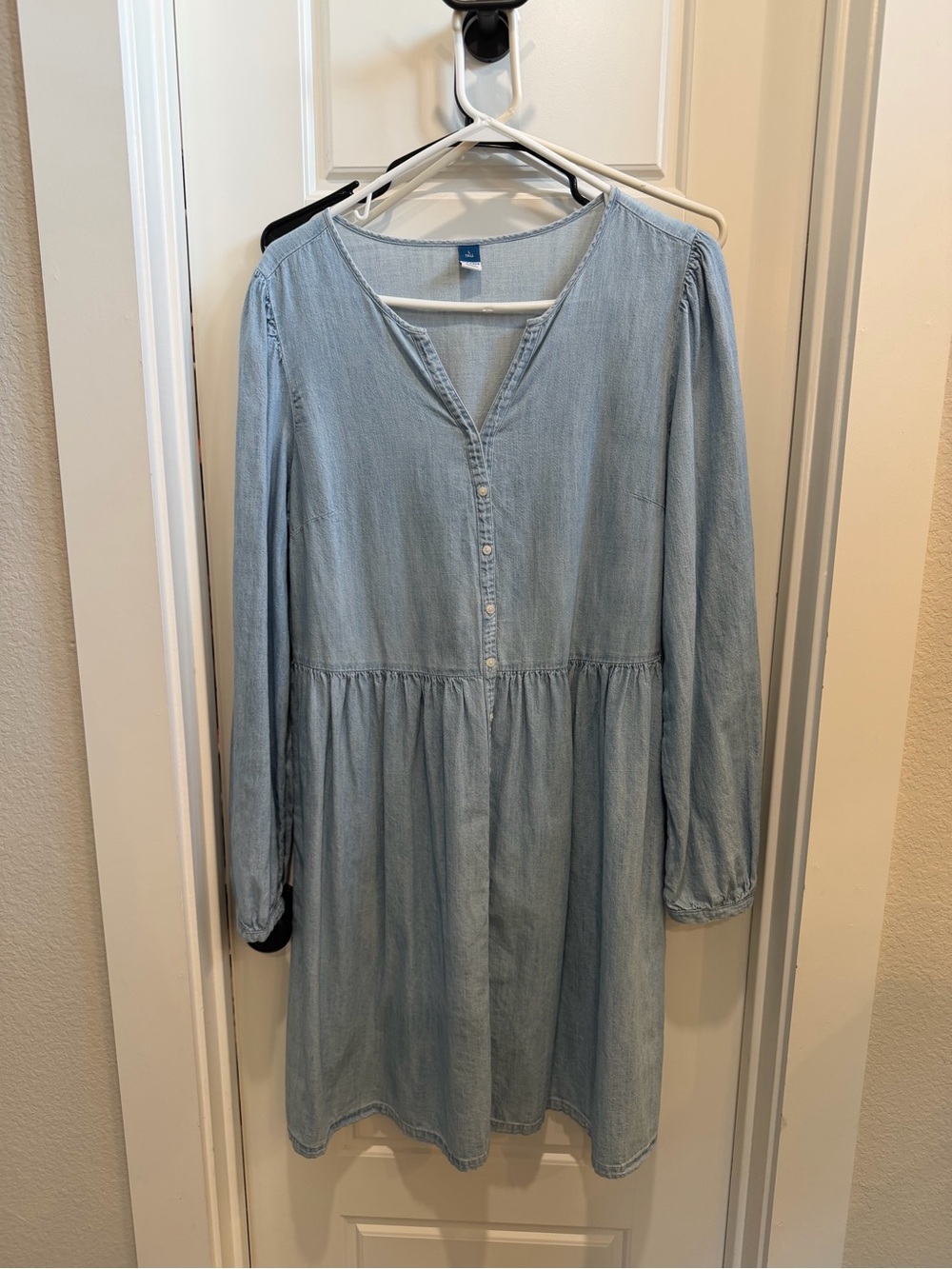 Old Navy Light Blue Long-Sleeve Button-Front Denim Dress- size LARGE TALL